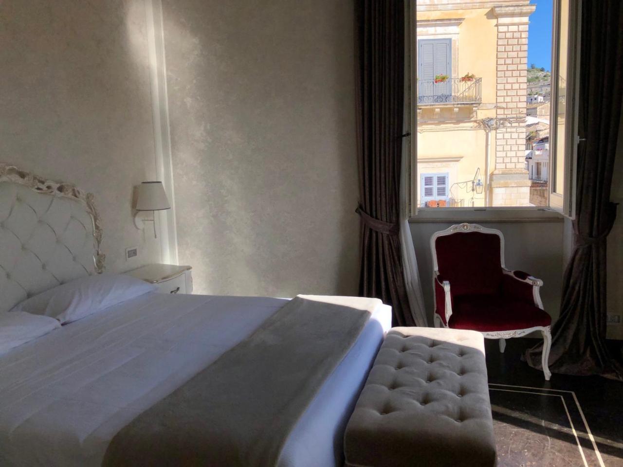 Hotel Palazzo Favacchio - Patane Scicli Exterior foto